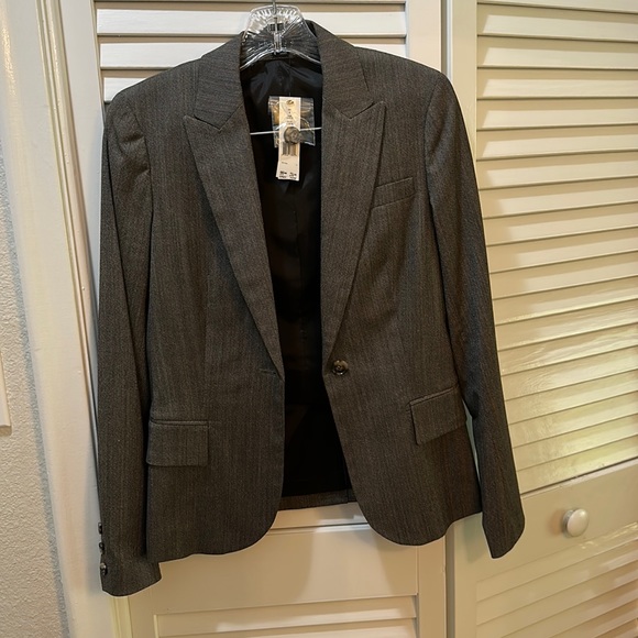 Theory Jackets & Blazers - Theory Size 4 Suit Jacket. Matching pants in size 6 sold separately.